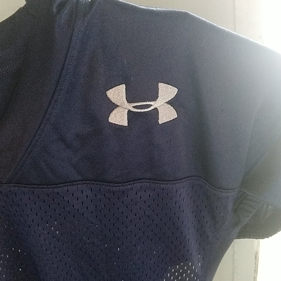 Under Armor Jersey - Picture 2 of 5